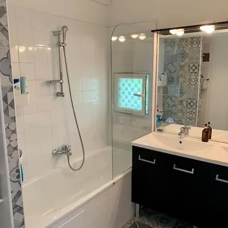 Nyaraló Maison Moderne, 4 Chambres, Climatisee, Piscine *